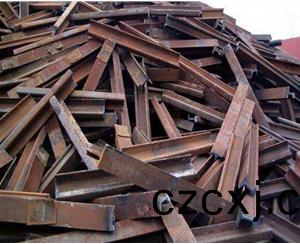 廢(fei)舊鋼(gang)材(cai)迴收